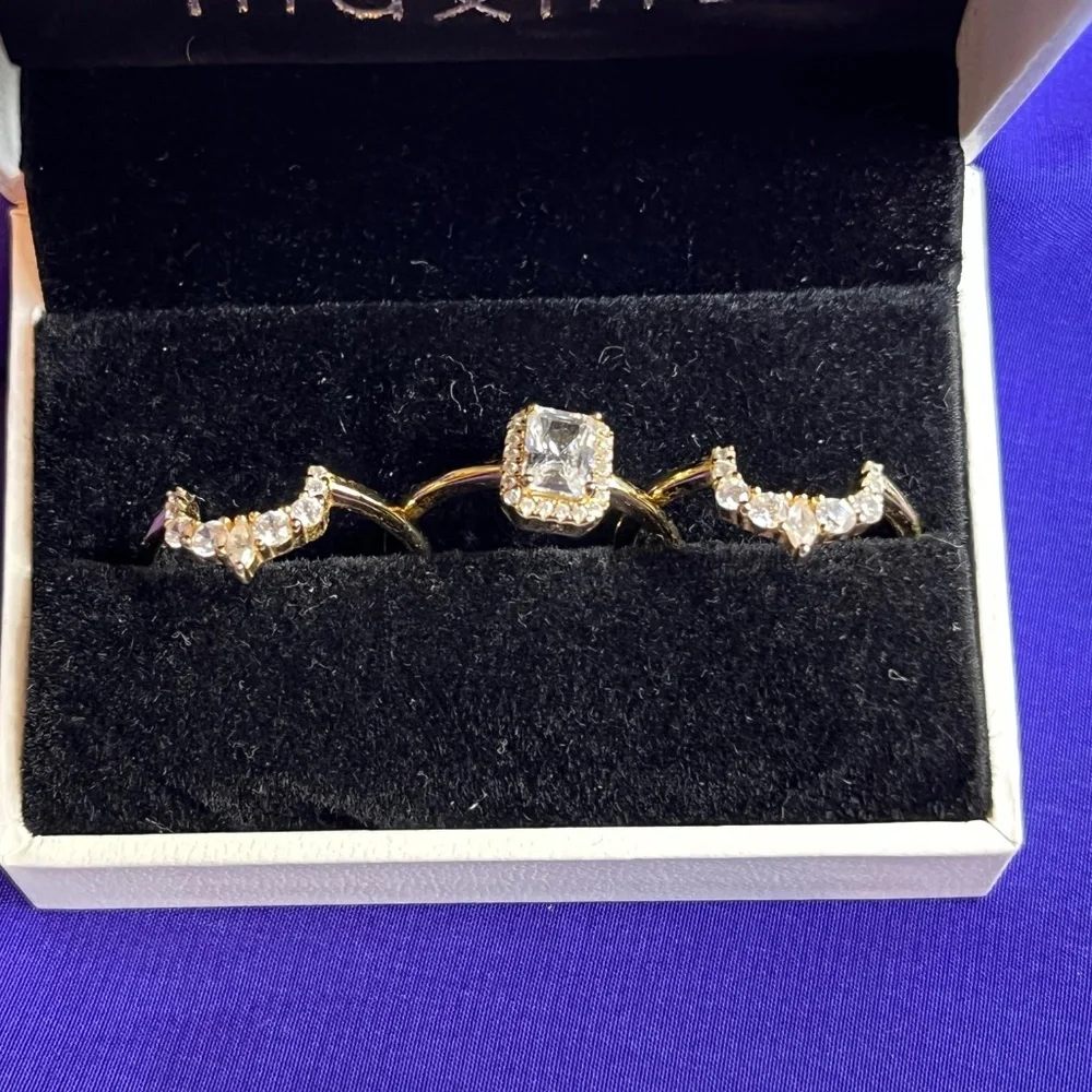 Fashion Rings - Picture 3 of 4